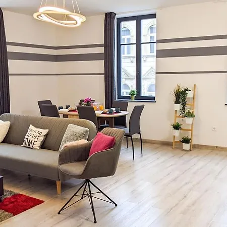 Modern Luxe In Heart Of Downtown Appartement Boedapest